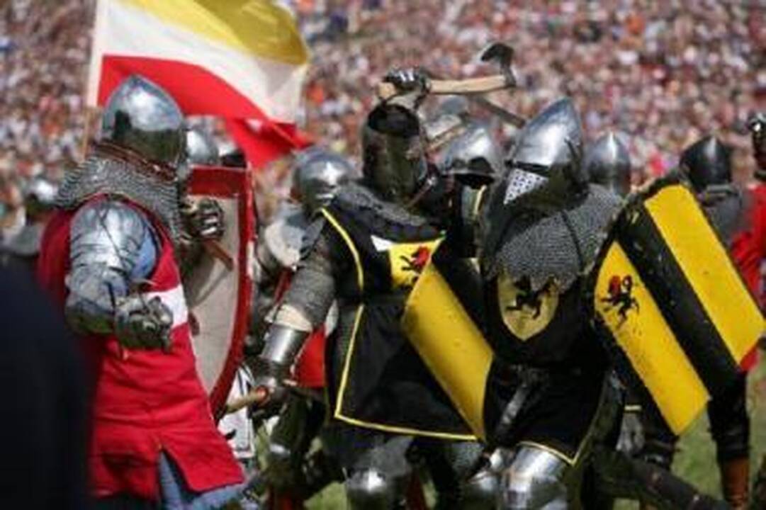 Tradicija: efektinga Žalgirio mūšio inscenizacija nepalieka abejingų.