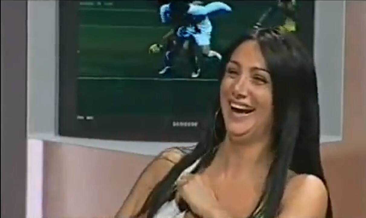 Didžiausia Italijos televizijoje krūtinė – komentatorės M. Frusco