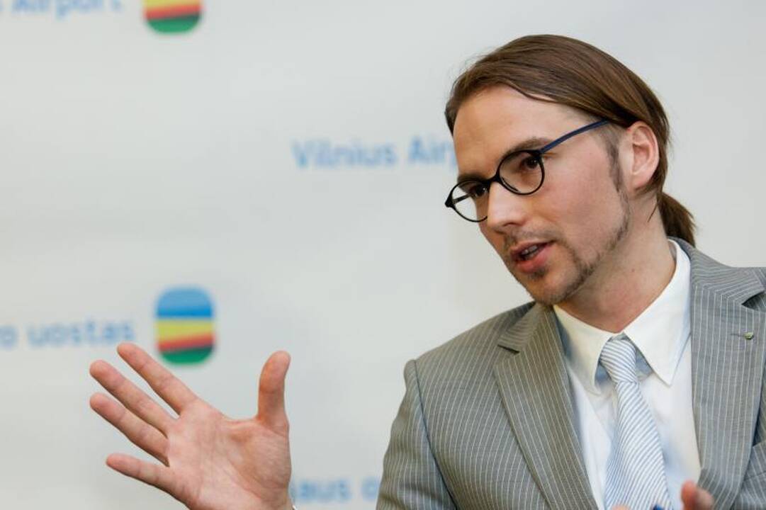 Vilniaus oro uosto vadovas: esu nelaimingai įsimylėjęs Lietuvą