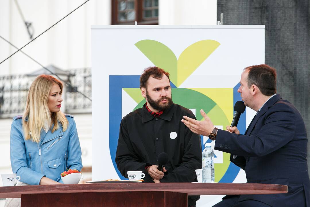 Maisto festivalis "Skanaus" lietingą šeštadienį