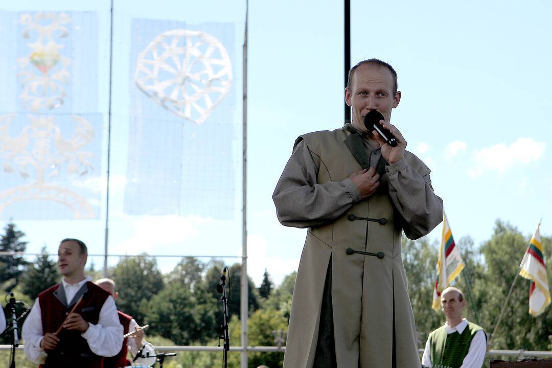 Tremtinių ir politinių kalinių sąskrydis Ariogaloje