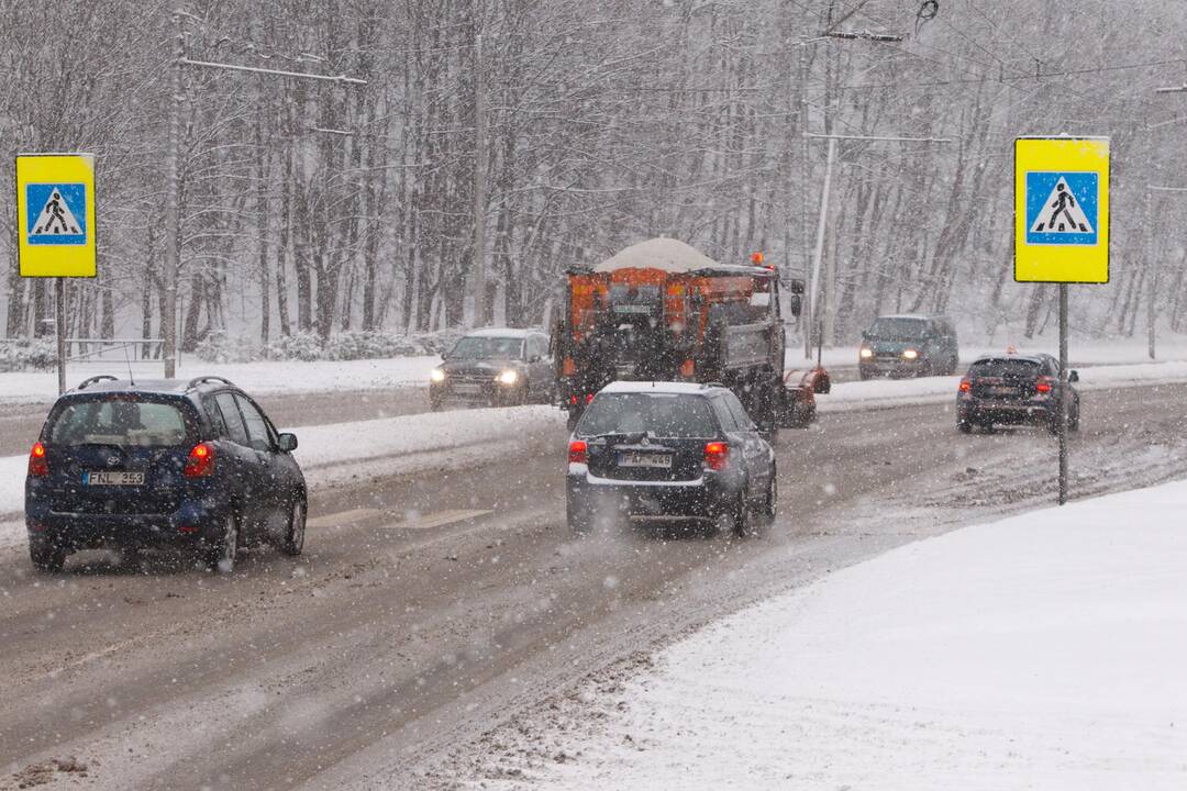 Vakariniuose šalies rajonuose naktį laukiama pūgos