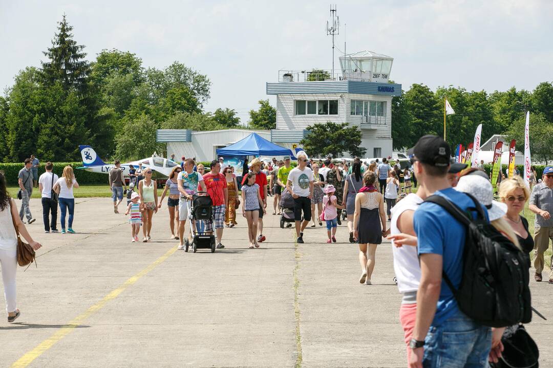 Aviacijos šventė S.Dariaus ir S.Girėno aerodrome