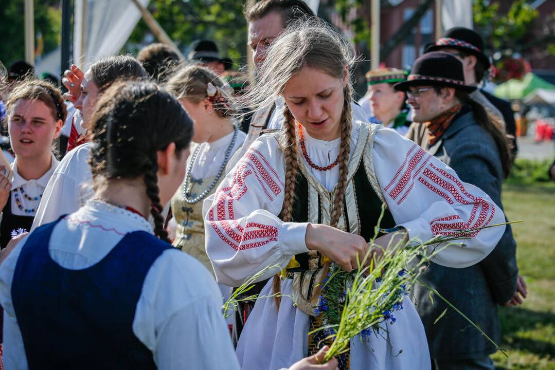 Vestuvinis Joninių festivalis Neringoje