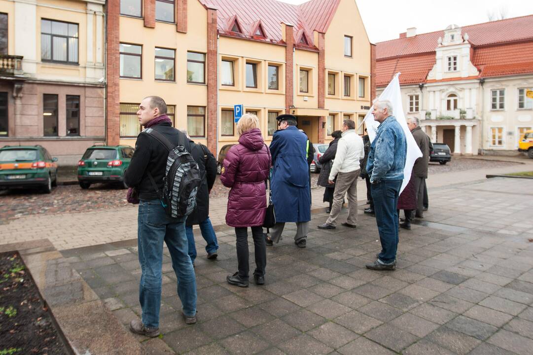 Mitingas prieš atliekų deginimo gamyklos statybas Kaune