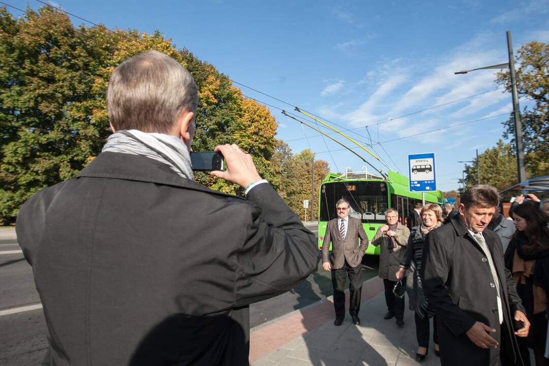 Parodos kalnu pakilo pirmasis troleibusas