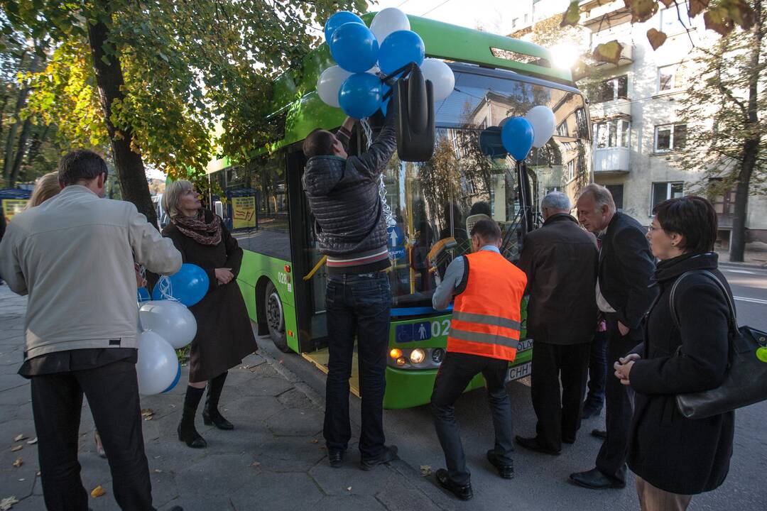 Parodos kalnu pakilo pirmasis troleibusas