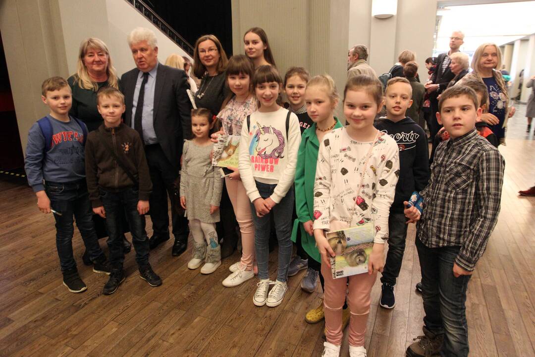 Vaikų knygų kūrėjų apdovanojimai NKDT