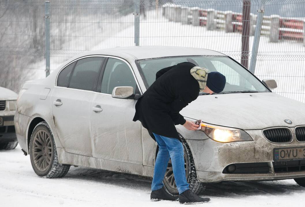 Vairavimo žiemą pamokos Kačerginėje