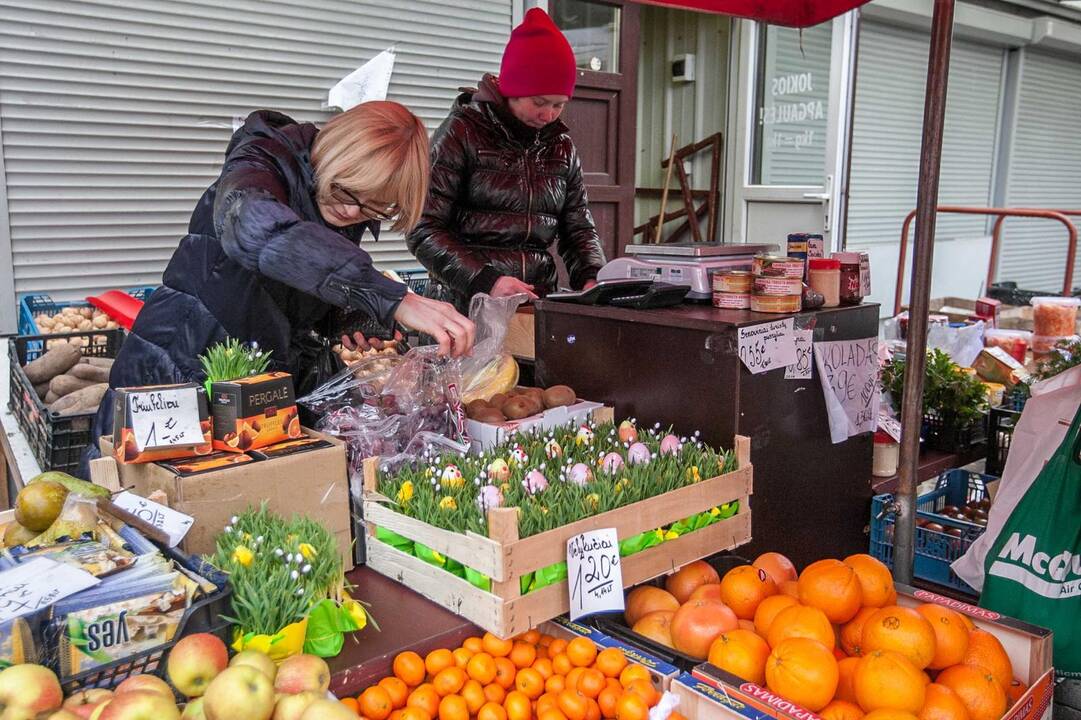 Priešvelykinė prekyba Stoties turguje