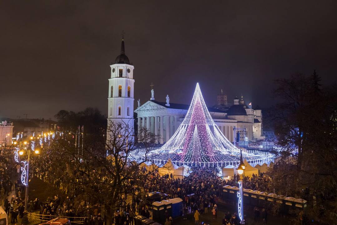 Vilniaus eglės įžiebimas