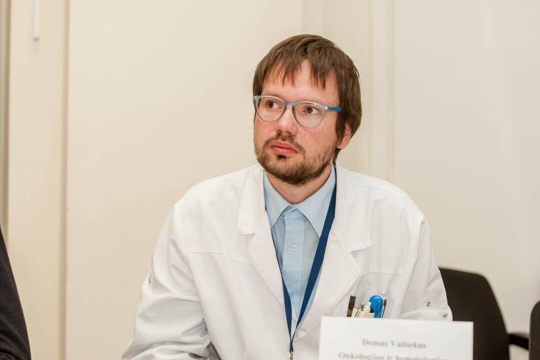 Spaudos konferencija dėl išgelbėto dizainerio