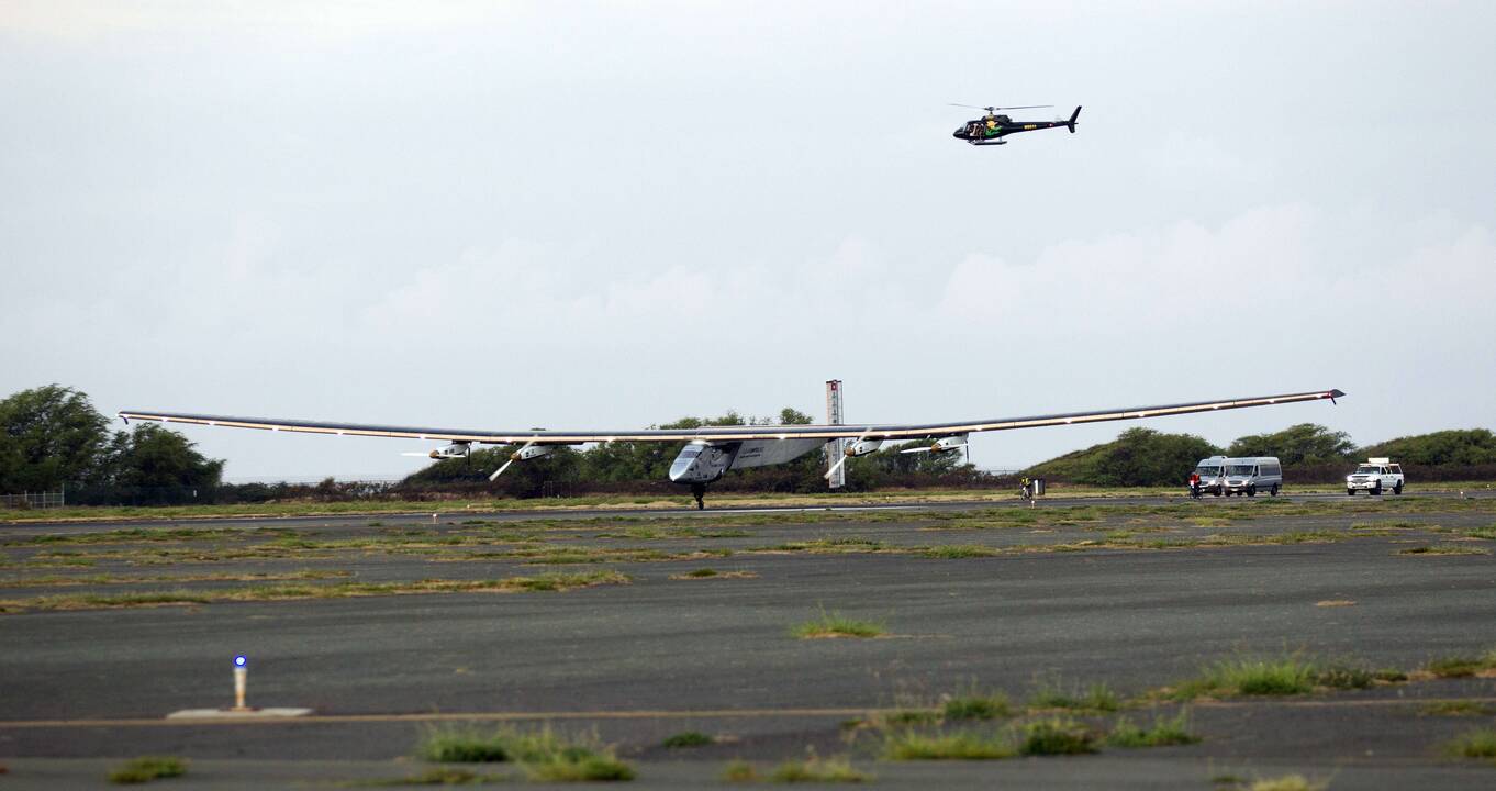 Lėktuvas „Solar Impulse“ baigė istorinį skrydžio etapą