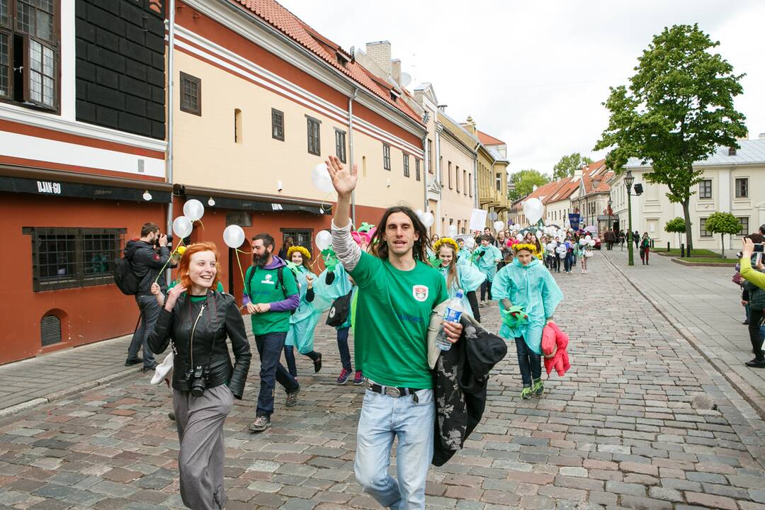 Augalų žavadienio eisena