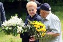Minint 80-ąsias tremties metines lapteviečiai Rumšiškėse iškėlė dar du praeities ženklus