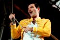 1946 — Zanzibare gimė grupės „Queen“ vokalistas Freddie Mercury.