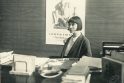 Tarnyboje: M. Avietėnaitė savo kabinete, apie 1930 m.