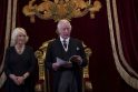Charlesas III per istorinę ceremoniją oficialiai paskelbtas naujuoju JK karaliumi