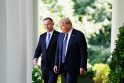  Andrzejus Duda (kairėje) ir Donaldas Trumpas