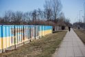 Palaikymas Ukrainai – visur: perdažyta tvora papildyta simboliniu užrašu