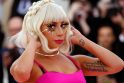 2010 metais ekstravagantiškas atlikėjos Lady Gaga (Leidi Gagos) vaizdo klipas „Bad Romance“ buvo pripažintas geriausiu per MTV videomozikos (VMA) apdovanojimų ceremoniją.