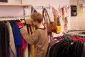 Vintažinės dėvėtų drabužių parduotuvės – išsigelbėjimas jaunimui