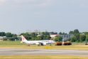 Vilniaus oro uosto kilimo-tūpimo take sugedęs lėktuvas