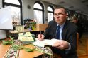 Intriguojantį romaną išleidęs žurnalistas: savęs neprievartavau Intriguojantį romaną išleidęs žurnalistas: savęs neprievartavau