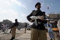 Pakistane mirtininkas pražudė 9 žmones