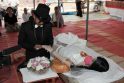 Tailandietis susituokė su mirusia mergina Tailandietis susituokė su mirusia mergina
