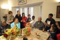 N. Mandela ligoninėje guli jau mėnesį N. Mandela ligoninėje guli jau mėnesį