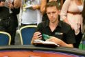 A.Tapinas skaitydamas knygą pokerio turnyre susižėrė 52 tūkst. eurų