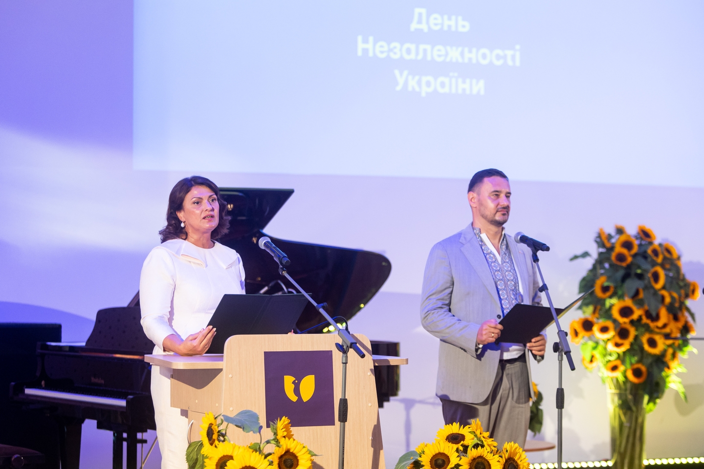 Prezidentas ir pirmoji ponia apsilankė Ukrainos centre Vilniuje