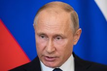 V. Putinas: Rusija reaguos, jei JK Kyjivui tieks šaudmenis su nusodrintuoju uranu