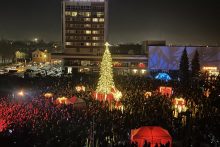 Marijampolėje nušvito kalėdinė eglutė