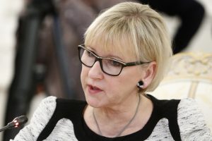 Švedijos ministrė: neketiname jungtis prie kokių nors karinių aljansų