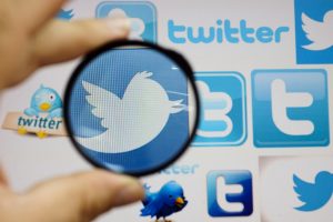 Nigerijos vyriausybė sako „neribotam laikui“ stabdanti „Twitter“ veiklą šalyje