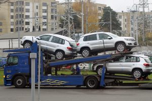 Naudotų automobilių rinka auga