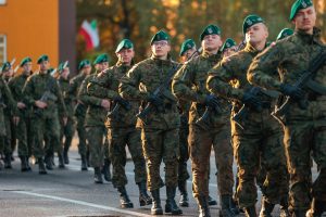 Lenkija planuoja rekordinį gynybos biudžetą
