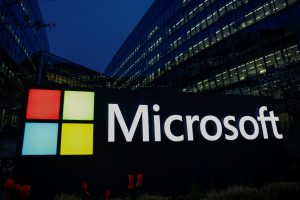 „Microsoft“ įspėja, kad Rusija ir Kinija aktyviau verbuoja kibernetinius nusikaltėlius