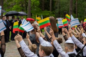 Seimas siūlo po mirties apdovanoti getų antinacinio pasipriešinimo dalyvius