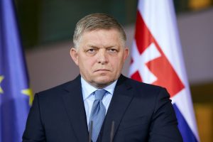 Slovakijos premjeras: kai kurios valstybės svarsto siųsti karių į Ukrainą