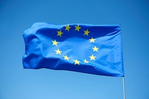 ES ragina Lenkiją pateikti atsakymus dėl vizų migrantams skandalo