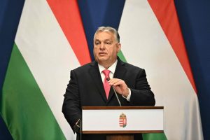 V. Orbanas po pokalbio su J. Stoltenbergu: Vengrija remia Švedijos narystę NATO
