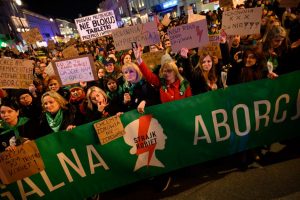 Lenkijos parlamentas pradeda seniai lauktus debatus dėl abortų