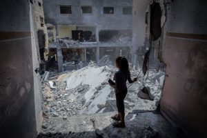 JT: Izraelio naudojamos sunkiosios bombos kelia „rimtą susirūpinimą“ pagal karo įstatymus