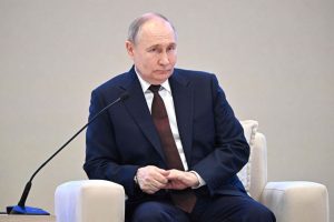 V. Putinas: Ukrainos smūgiai Rusijai vakarietiškais ginklais turėtų „rimtų pasekmių“