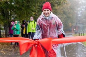 15 km su ramentais nuėjusi lietuvė nežada sustoti: planuoja žygį aplink Lietuvą