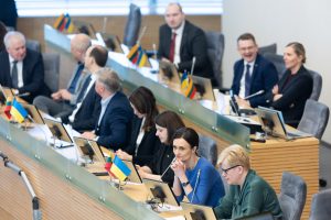 Seimas linkęs pritarti, kad nemokamą valstybės teisinę pagalbą galėtų gauti daugiau žmonių