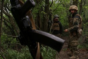Ukraina: Chersono srityje vykdant išminavimą nuo rusų pajėgų ugnies žuvo šeši žmonės
